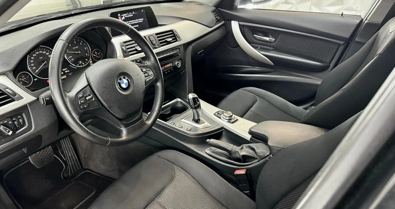 BMW Seria 3 cena 43900 przebieg: 270000, rok produkcji 2014 z Koniecpol małe 232